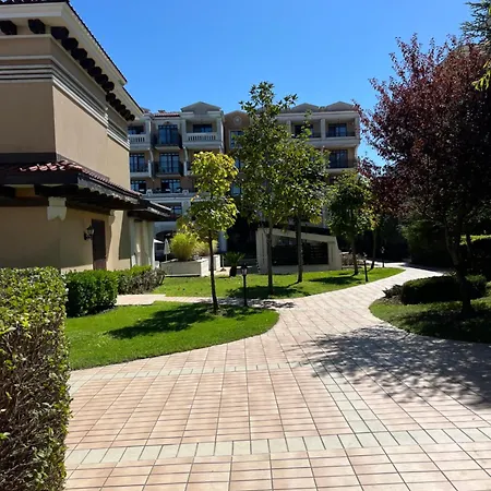Апартаменты Luxury Private Near Life